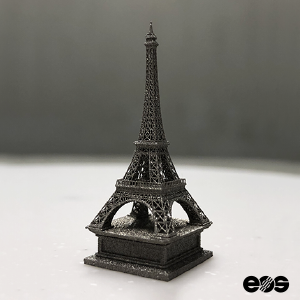 EOSの金属3Dプリンターで製造したエッフェル塔(マルエージング鋼、MS1)